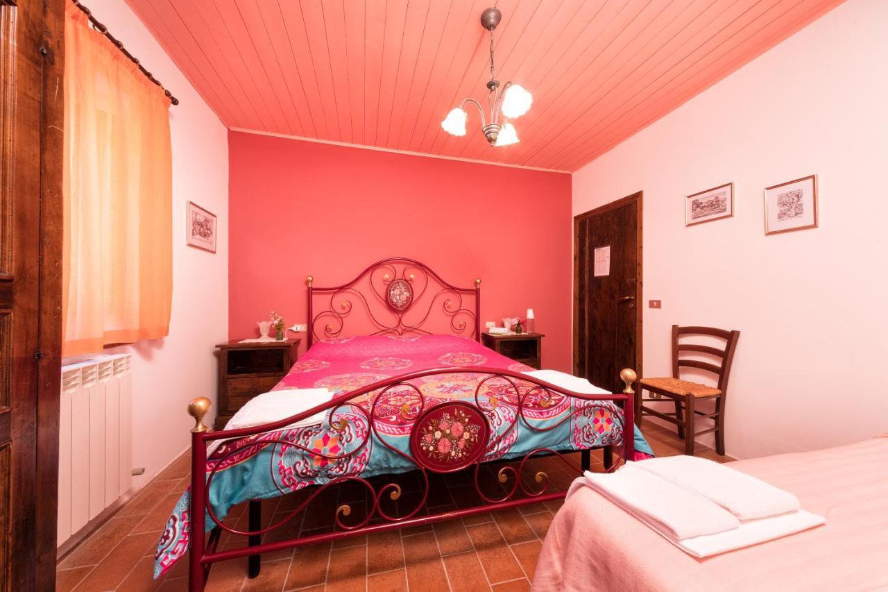 Agriturismo Girolomoni - Locanda Isola del Piano Ngoại thất bức ảnh