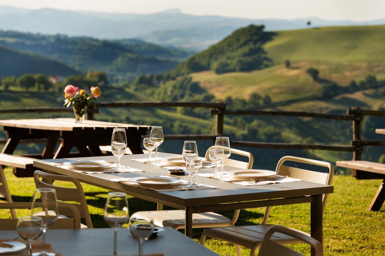Agriturismo Girolomoni - Locanda Isola del Piano Ngoại thất bức ảnh